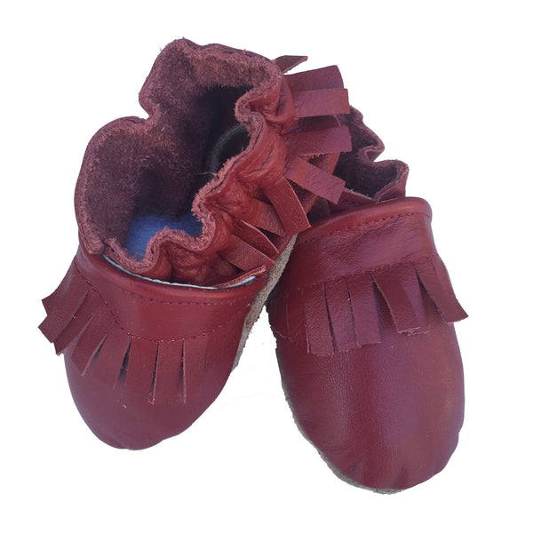 Fringe Mocs 30% off (pomegranate)